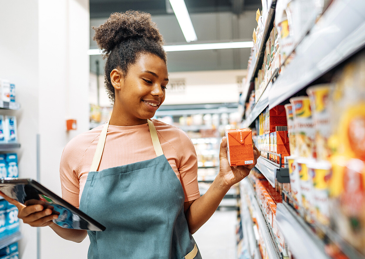 Featured image for article: Retail RFID Labels and the Walmart RFID Mandate